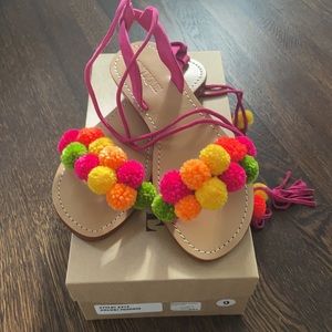 Mystique sandals size 9